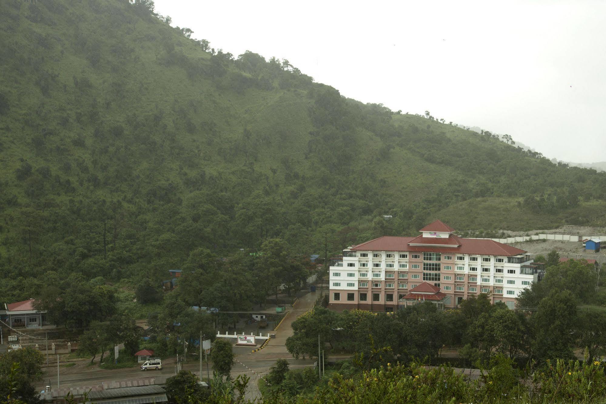 Royal Taunggyi Hotel Екстериор снимка