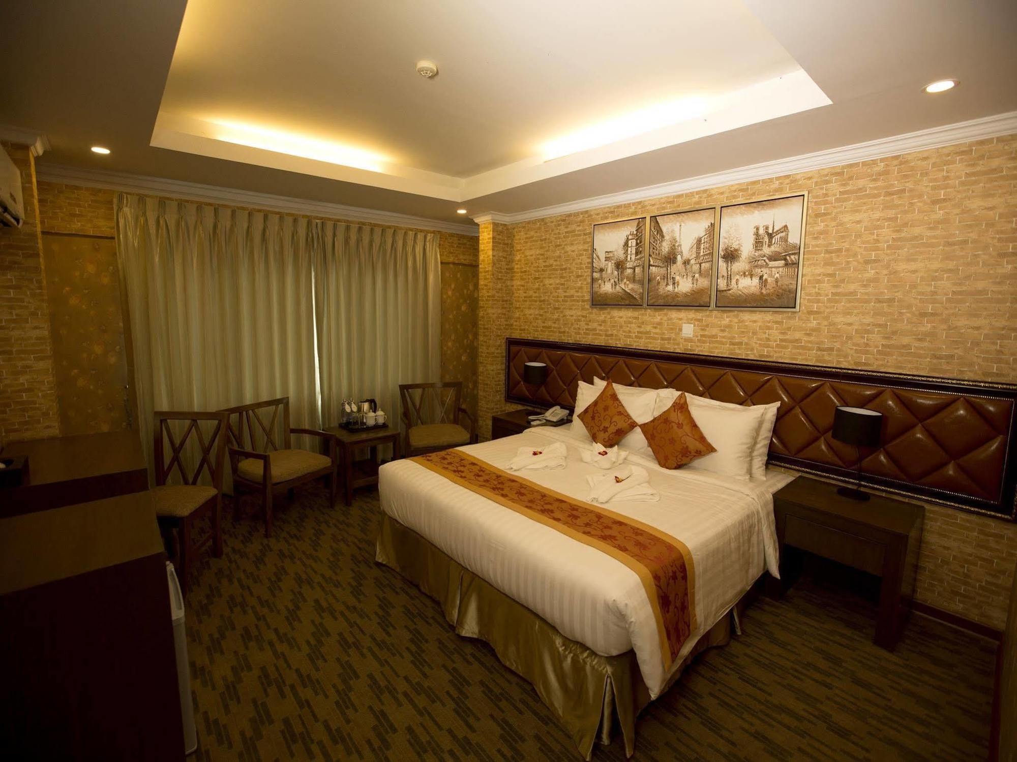 Royal Taunggyi Hotel Екстериор снимка