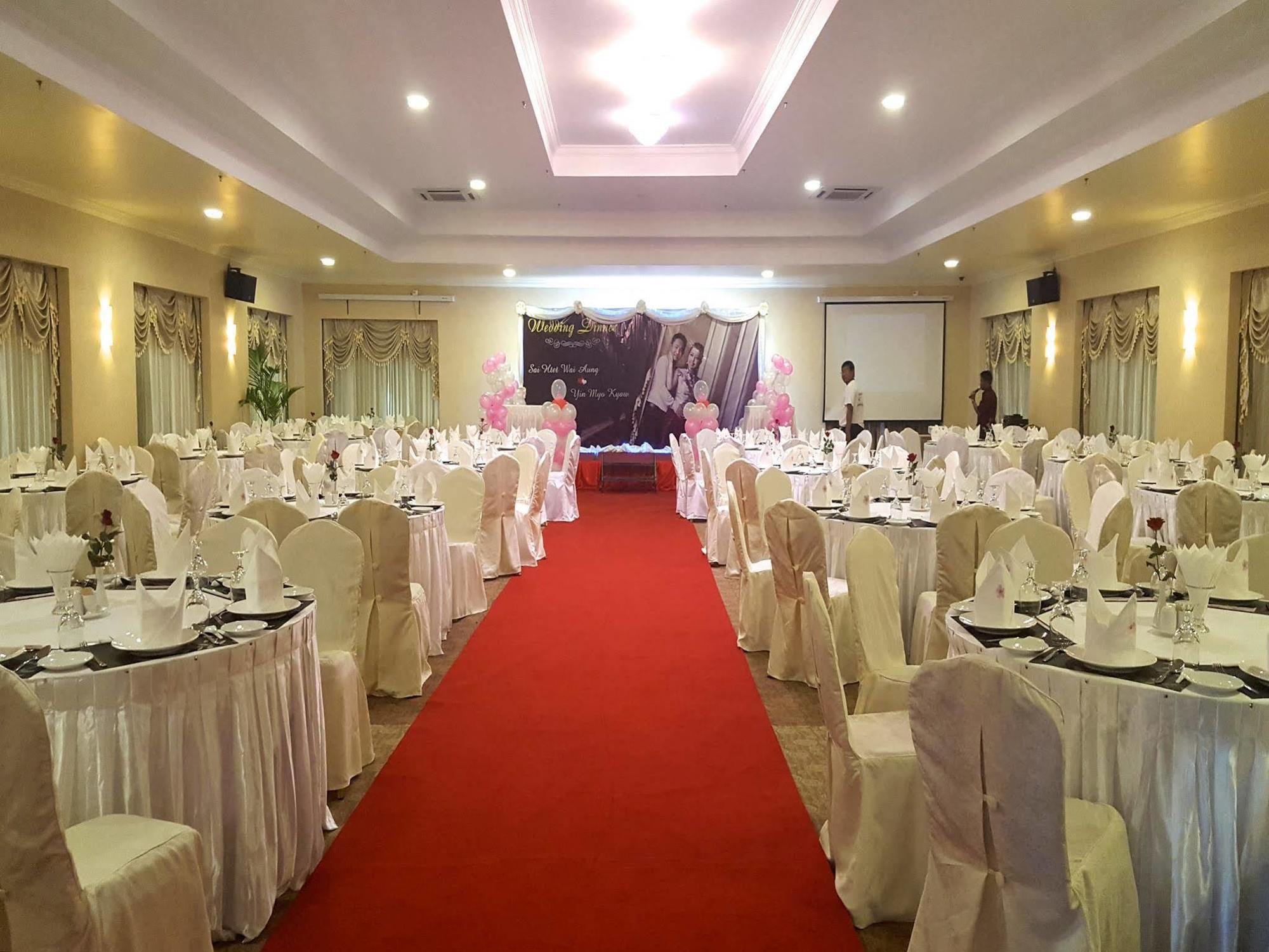 Royal Taunggyi Hotel Екстериор снимка