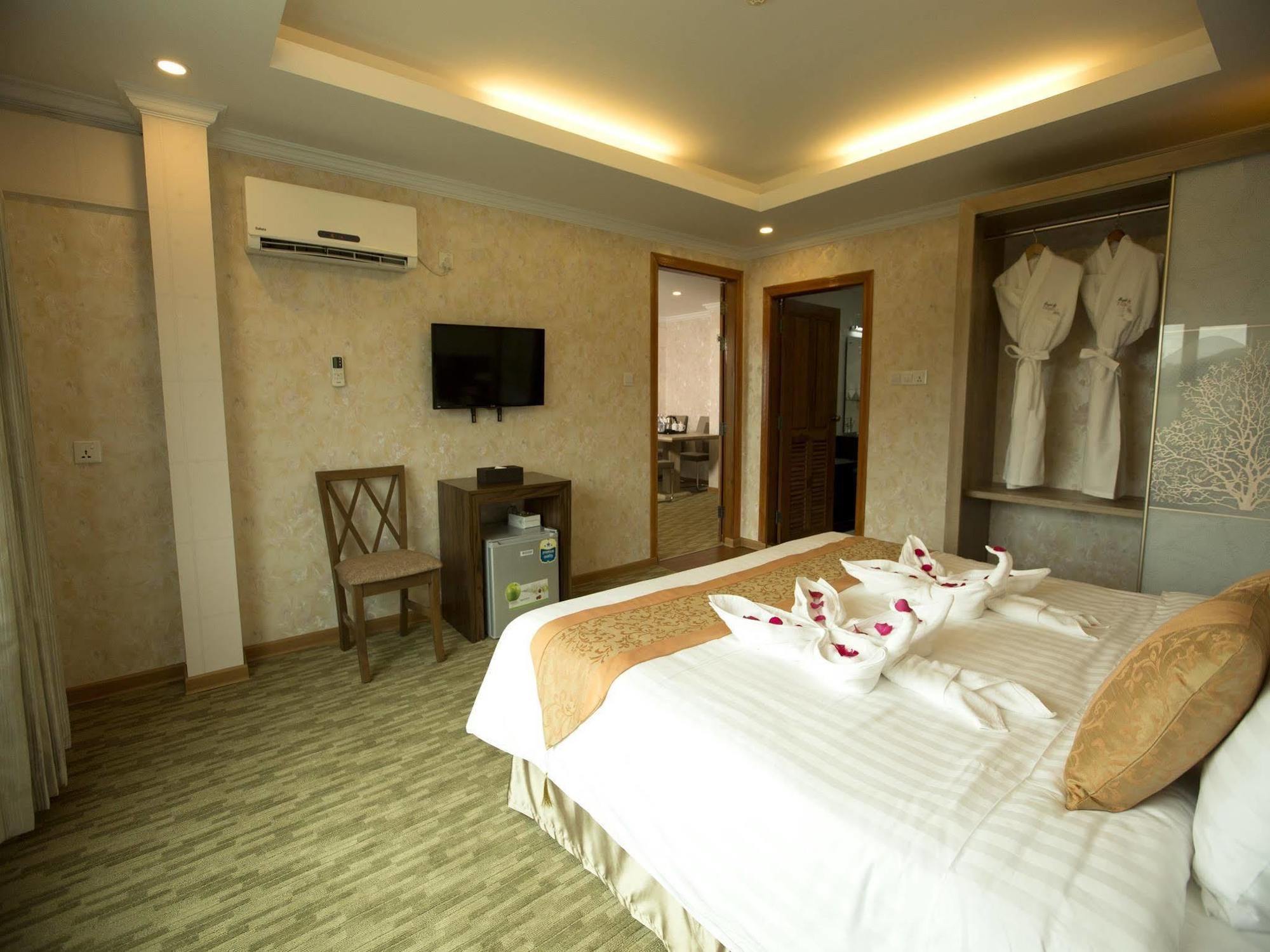 Royal Taunggyi Hotel Екстериор снимка
