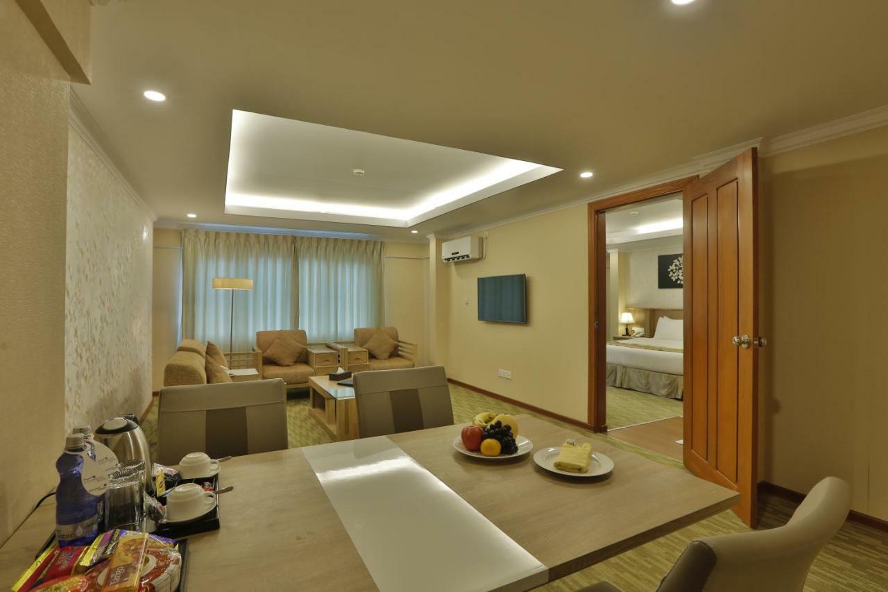 Royal Taunggyi Hotel Екстериор снимка